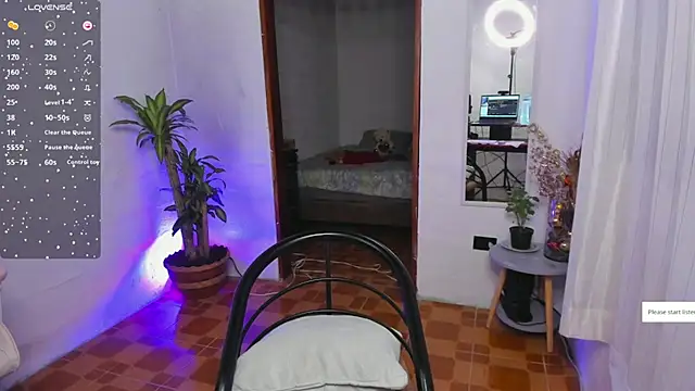 Snapshot of KiaMiller chatting on 18, 2, 2025 KiaMiller online show from 18, 2, 2025