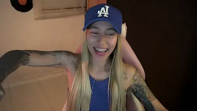Saucy Jenn online show from 31, 7, 2026