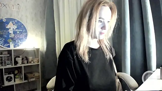SarahRomantic online show from 17, 2, 2025