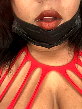 Snapshot of _Cute_ariana_ chatting on 30, 11, 2025 Cute ariana online show from 30, 11, 2025