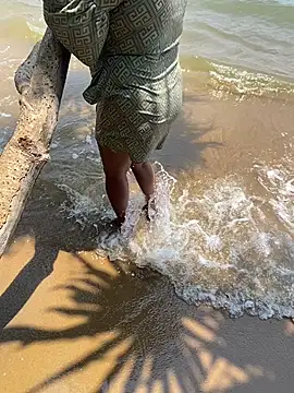  Cute ariana  online show from 29, 3, 2026