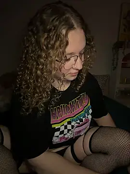 EmmieRae online show from 26, 10, 2025