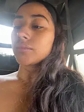 Valentinne z online show from 7, 2, 2026