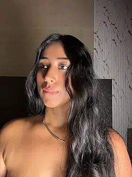 Valentinne z online show from 18, 4, 2026
