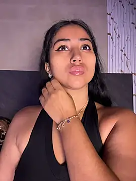 Valentinne z online show from 22, 4, 2026