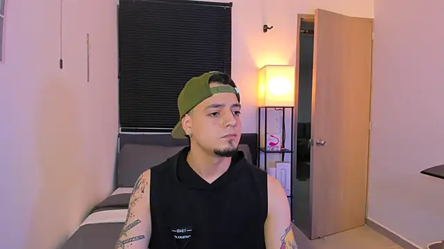 alejandro calderon1 online show from 11, 4, 2026