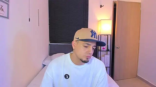 alejandro calderon1 online show from 31, 3, 2026