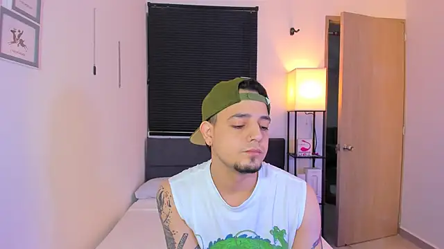 alejandro calderon1 online show from 22, 4, 2026