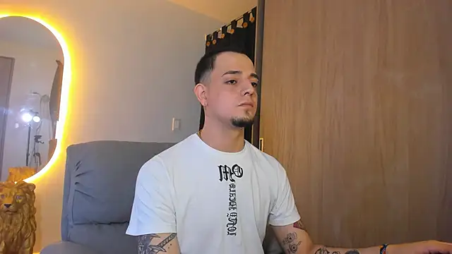 alejandro calderon1 online show from 29, 1, 2025