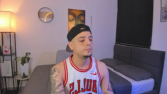 Snapshot of alejandro_calderon1 chatting on 20, 7, 2026 alejandro calderon1 online show from 20, 7, 2026