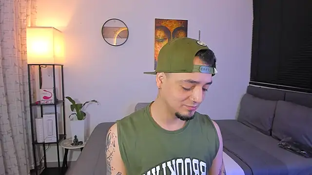 Snapshot of alejandro_calderon1 chatting on 29, 5, 2026 alejandro calderon1 online show from 29, 5, 2026