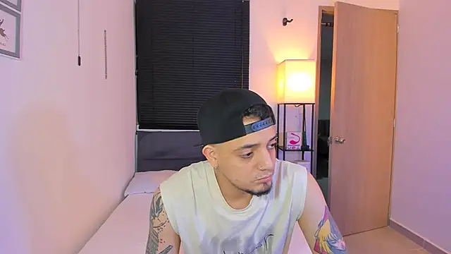 alejandro calderon1 online show from 4, 4, 2026