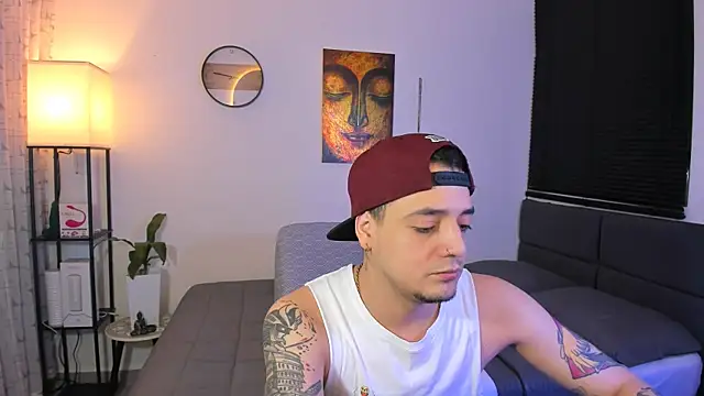 Snapshot of alejandro_calderon1 chatting on 9, 7, 2026 alejandro calderon1 online show from 9, 7, 2026