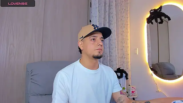 alejandro calderon1 online show from 3, 11, 2025