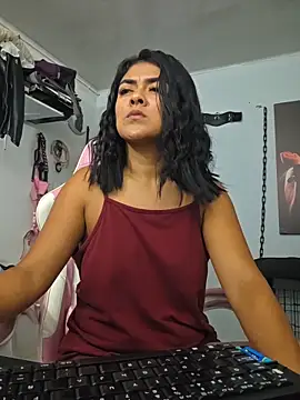 Snapshot of Hannah-grace chatting on 10, 10, 2025 Hannah-grace online show from 10, 10, 2025