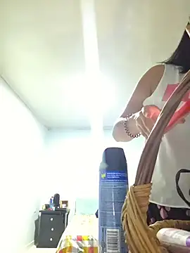 Snapshot of Hannah-grace chatting on 1, 11, 2025 Hannah-grace online show from 1, 11, 2025