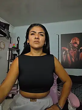 Snapshot of Hannah-grace chatting on 16, 10, 2025 Hannah-grace online show from 16, 10, 2025