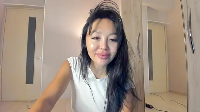keiko hot online show from 25, 4, 2026