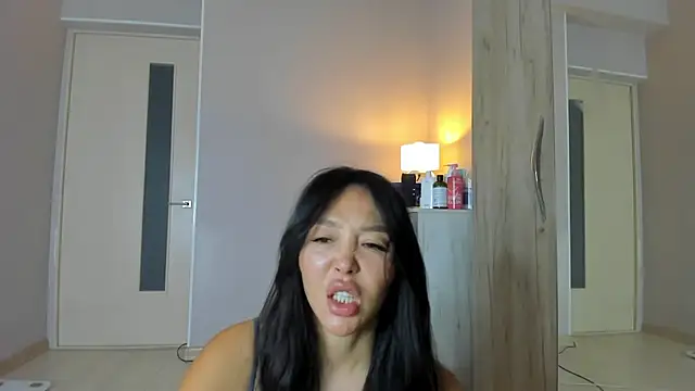 keiko hot online show from 2, 7, 2026