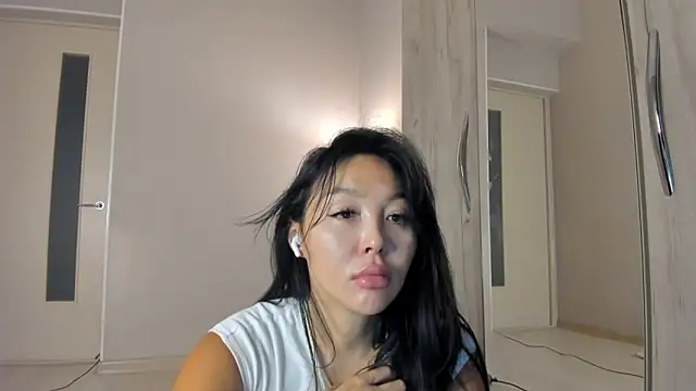 keiko hot online show from 26, 4, 2026