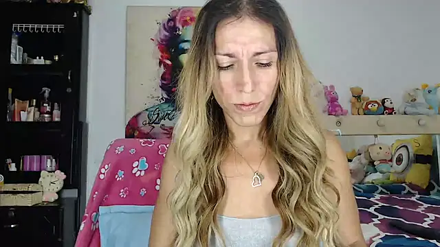 Snapshot of aleera_starxx982 chatting on 22, 5, 2026 aleera starxx982 online show from 22, 5, 2026