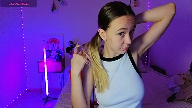 Snapshot of SexyCocobutt chatting on 17, 10, 2025 SexyCocobutt online show from 17, 10, 2025