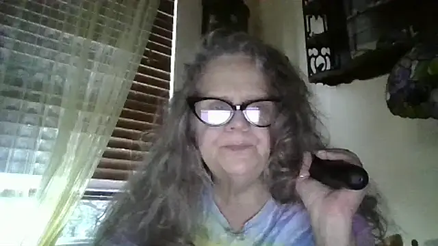 DestineeLoverGirl online show from 18, 11, 2025