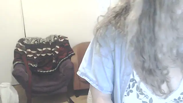 DestineeLoverGirl online show from 4, 11, 2025