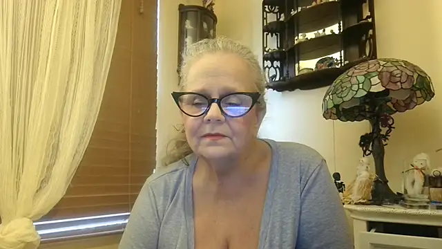 DestineeLoverGirl online show from 31, 10, 2025