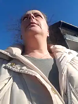 saharaheiss online show from 3, 3, 2025