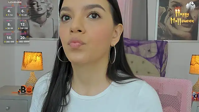 Snapshot of Beautyari_ chatting on 1, 11, 2025 Beautyari online show from 1, 11, 2025