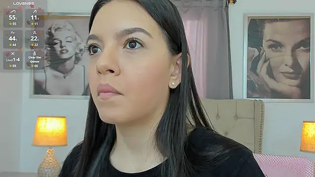 Snapshot of Beautyari_ chatting on 8, 10, 2025 Beautyari online show from 8, 10, 2025