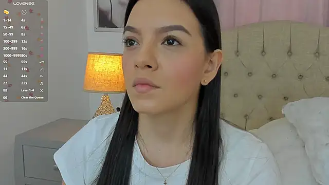 Snapshot of Beautyari_ chatting on 24, 11, 2025 Beautyari online show from 24, 11, 2025