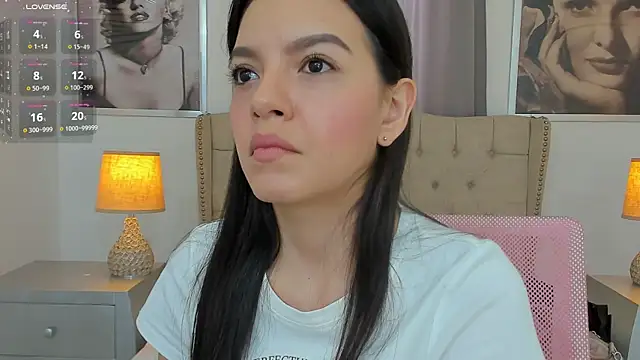 Snapshot of Beautyari_ chatting on 8, 5, 2026 Beautyari online show from 8, 5, 2026
