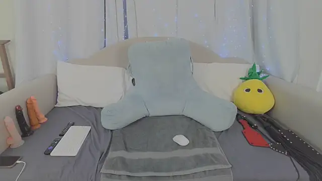 MeghanXO online show from 1, 3, 2026