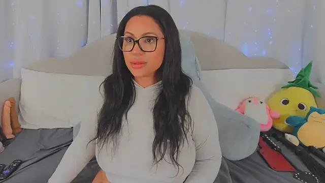 Snapshot of MeghanXO chatting on 20, 5, 2026 MeghanXO online show from 20, 5, 2026
