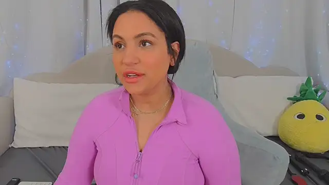 MeghanXO online show from 7, 3, 2026