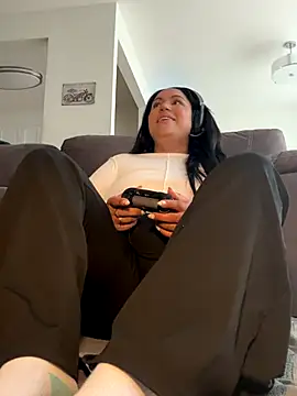MeghanXO online show from 22, 9, 2025