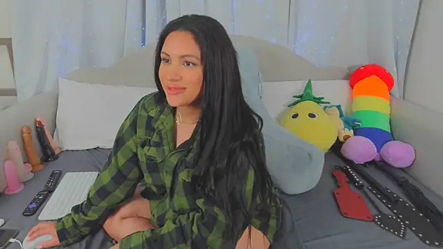 MeghanXO online show from 19, 4, 2026