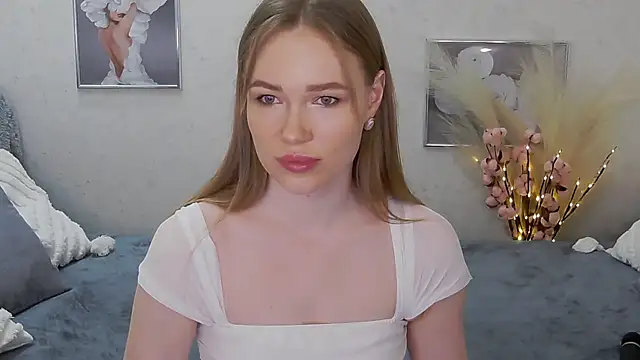 Snapshot of Veronika_Mitchel chatting on 11, 2, 2025 Veronika Mitchel online show from 11, 2, 2025