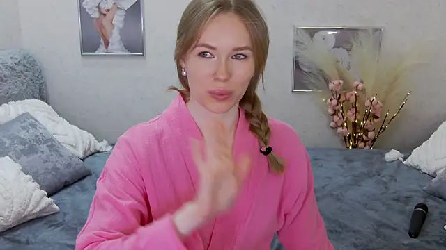 Snapshot of Veronika_Mitchel chatting on 20, 2, 2025 Veronika Mitchel online show from 20, 2, 2025