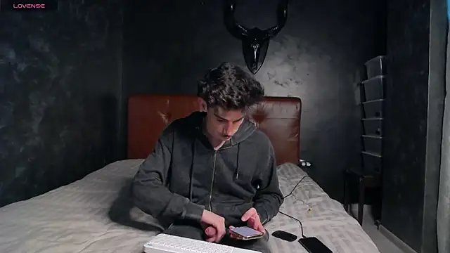 DanielCrush1 online show from 6, 5, 2026