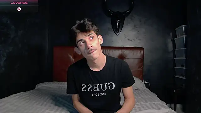 DanielCrush1 online show from 23, 12, 2025