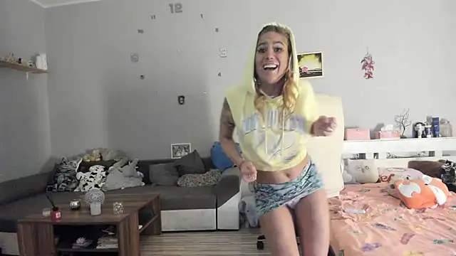 Snapshot of Orchideaxx chatting on 3, 10, 2025 Orchideaxx online show from 3, 10, 2025
