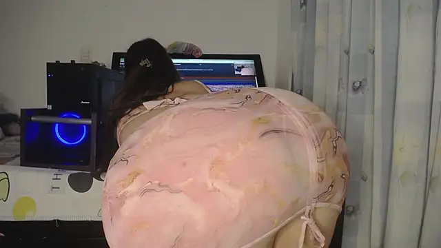 Snapshot of eolicasex chatting on 5, 5, 2026 eolicasex online show from 5, 5, 2026