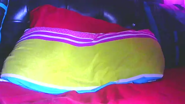 Queenofthenightx online show from 17, 3, 2026