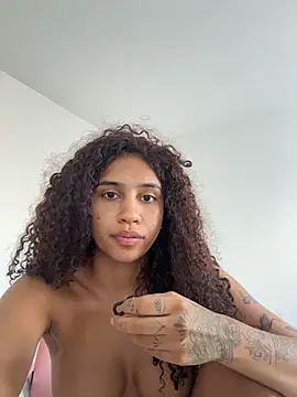 stormyy  online show from 7, 11, 2025