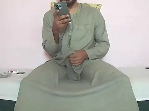 Snapshot of foxsanSs chatting on 19, 10, 2025 foxsanSs online show from 19, 10, 2025