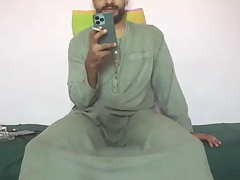 Snapshot of foxsanSs chatting on 17, 11, 2025 foxsanSs online show from 17, 11, 2025