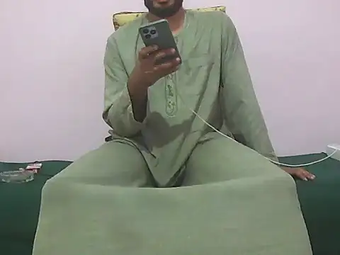 Snapshot of foxsanSs chatting on 3, 11, 2025 foxsanSs online show from 3, 11, 2025